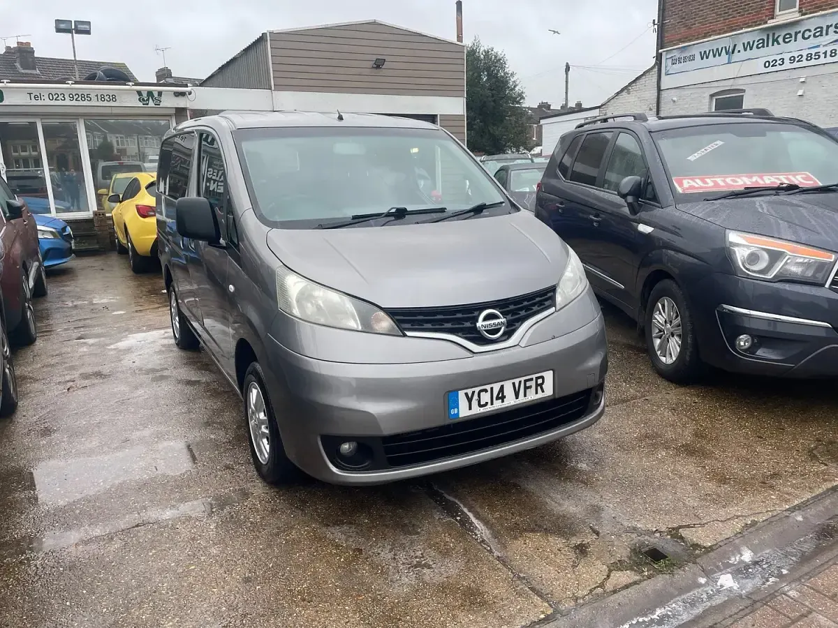 Used Nissan NV200 Acenta 90 HP (66 kW) 2014 Grey MPV