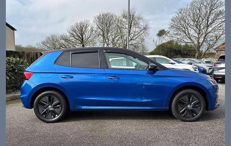 Used Skoda Fabia Design Edition 113 HP (83 kW) 2025 Race blue metallic black magic pearl effect Hatchback