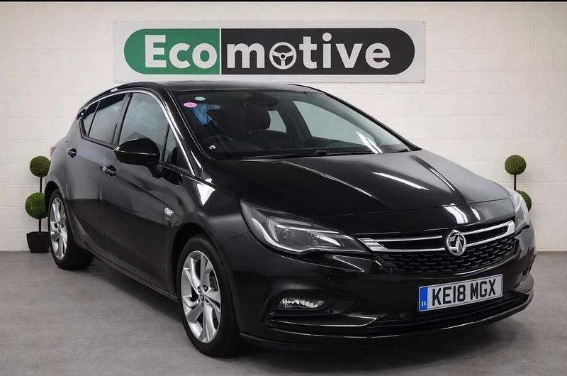 Used Vauxhall Astra SRi 150 HP (110 kW) 2018 Black Hatchback