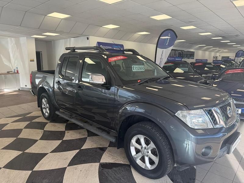 Used Nissan Navara Tekna 2014 Grey Pickup