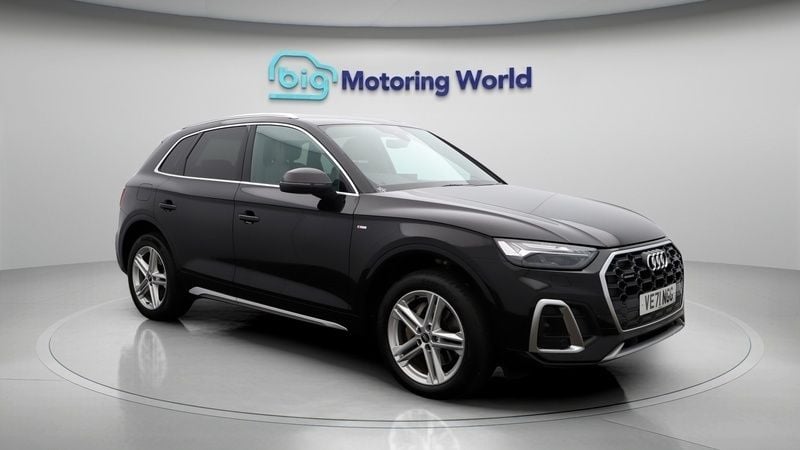 Black Used 2022 Audi Q5 S-Line SUV | £29,300 (Super price) - Image 1/4