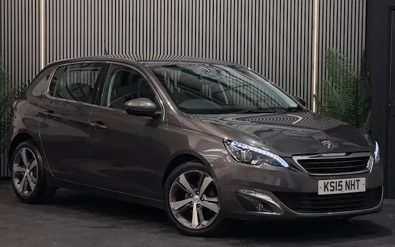 Used Peugeot 308 Allure 131 HP (96 kW) 2020 Hatchback