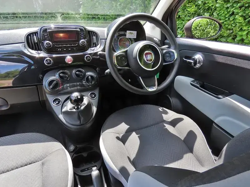 Used Fiat 500 Pop 69 HP (50 kW) 2019 Black Hatchback