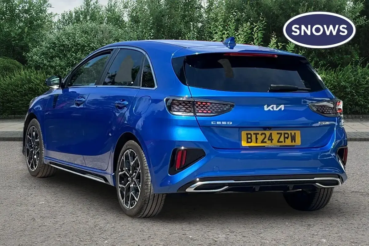 Used Kia Ceed GT-Line 138 HP (101 kW) 2024 Blue Hatchback