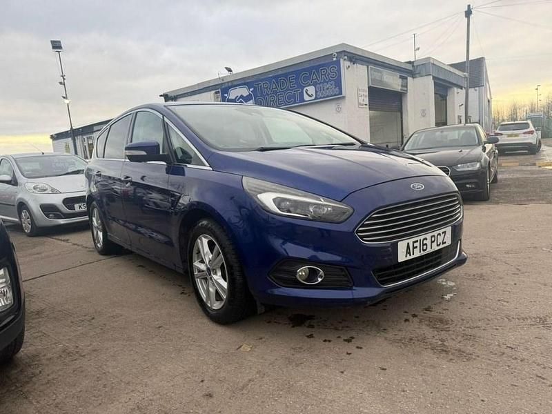 Used Ford S-MAX Titanium 180 HP (132 kW) 2016 Blue MPV