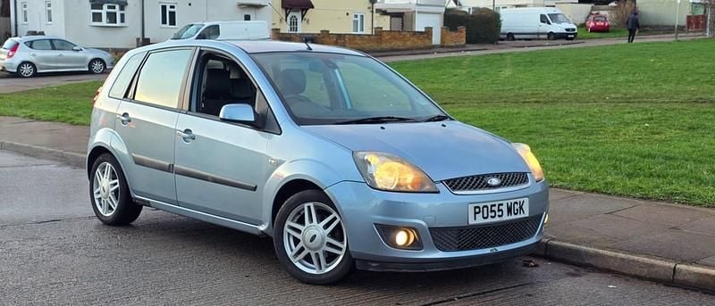 Blue Used 2006 Ford Fiesta Ghia Hatchback | £1,495 (Good price) - Image 1/4