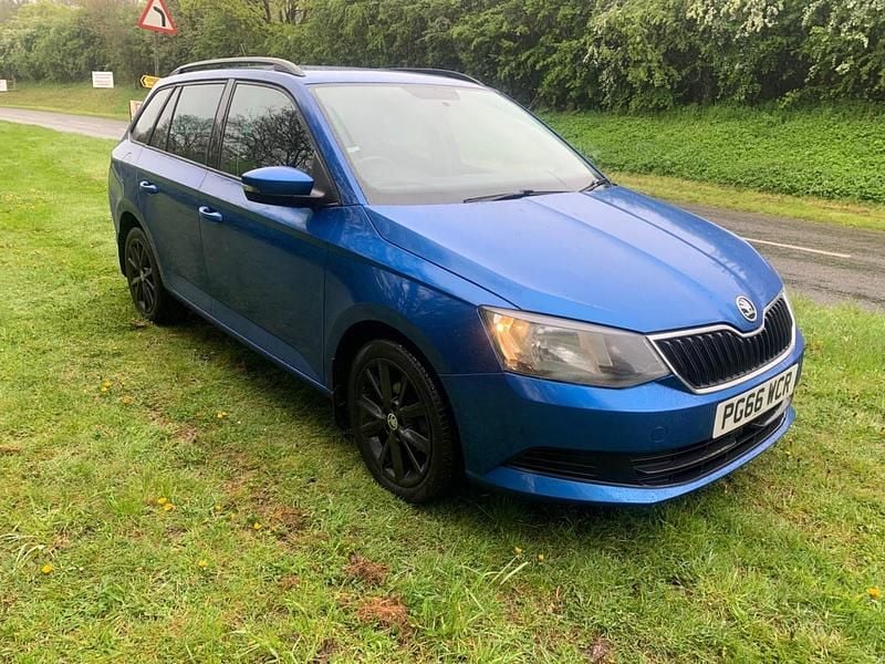 Used Skoda Fabia SE 2017 Blue Estate