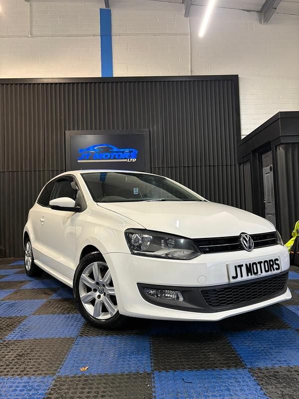 Used VW Polo Match 60 HP (44 kW) 2012 White Hatchback