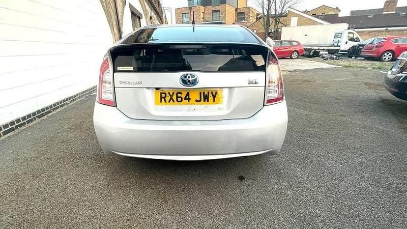 Usado Toyota Prius 2015 Prateado Citadino