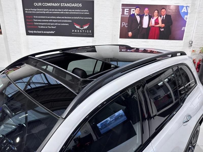 Used Mercedes GLB200 AMG Line Premium Plus 163 HP (119 kW) 2022 White SUV