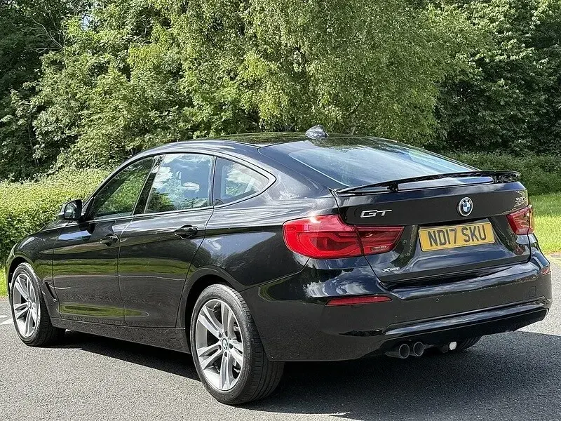 Used BMW 320 Sport Line 2017 Black Hatchback