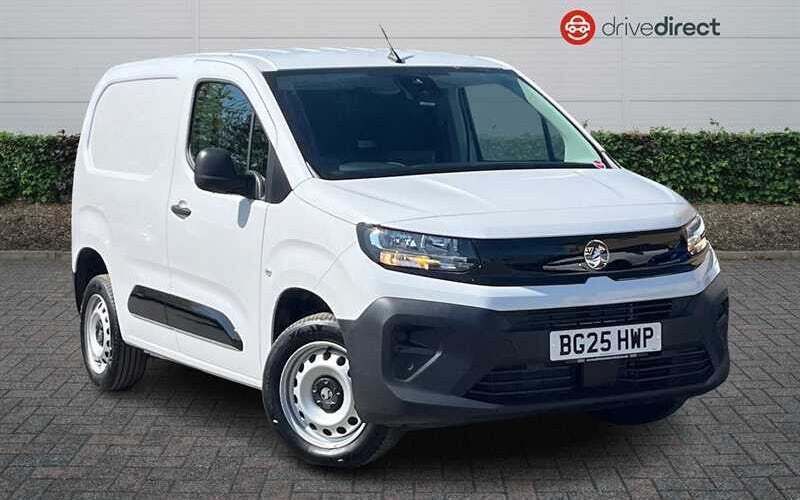 Used 2020 Vauxhall Combo MPV | £16,994 - Image 1/4