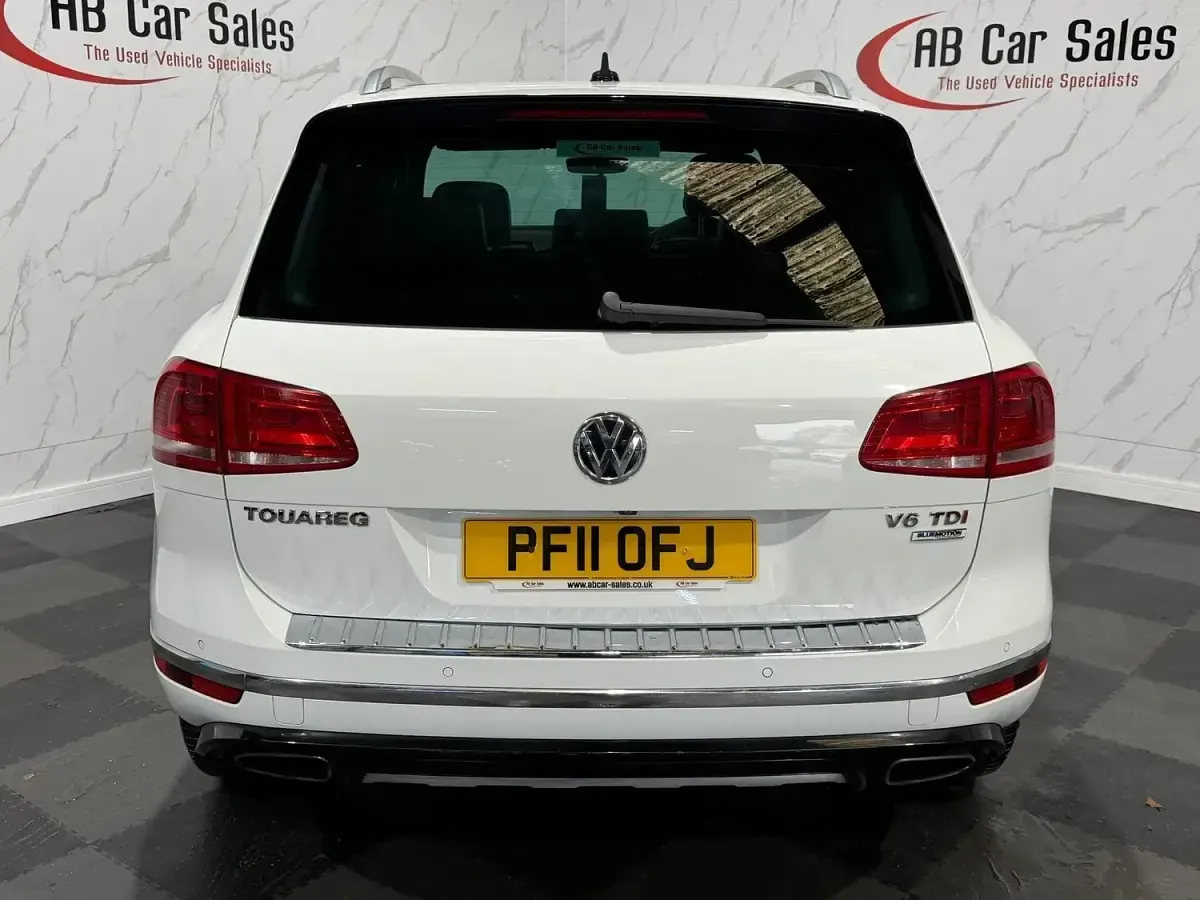 Used VW Touareg R-line Plus 262 HP (192 kW) 2016 White SUV
