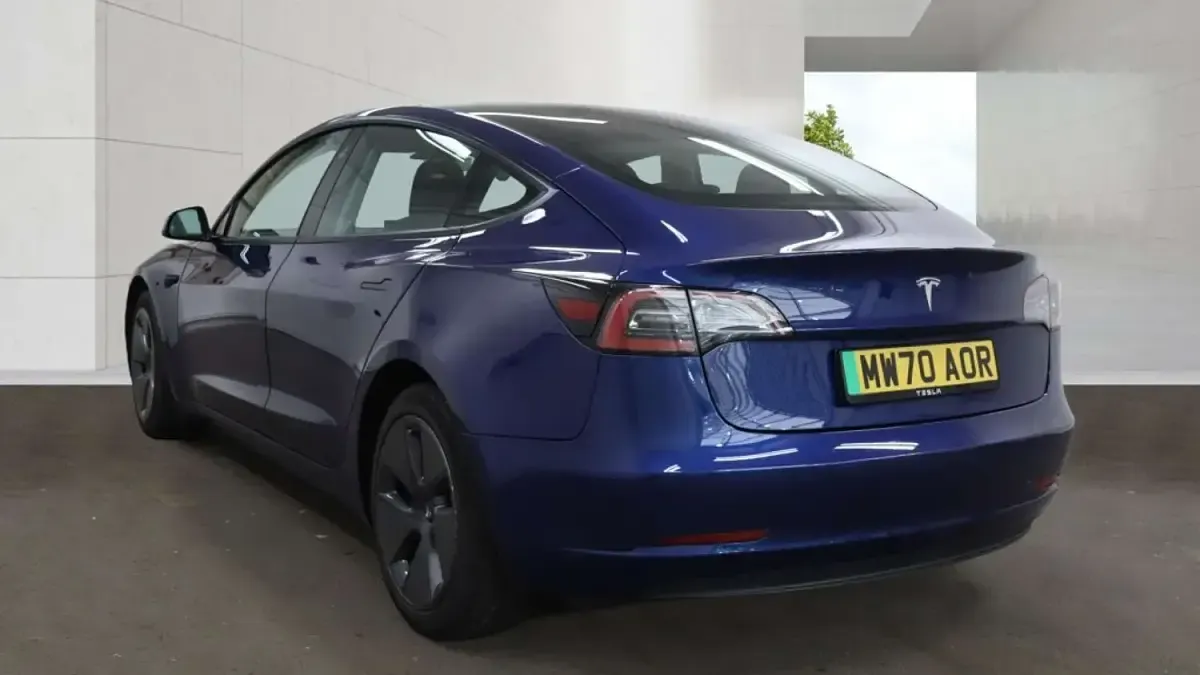 Used Tesla Model 3 Standard Range 366 kW (498 HP) 2020 Blue Sedan