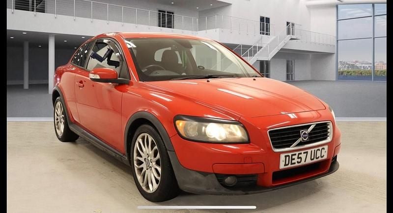 Used Volvo C30 SE 2007 Red Hatchback