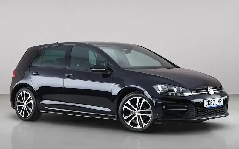 Used VW Golf VII R-line 150 HP (110 kW) 2019 Hatchback