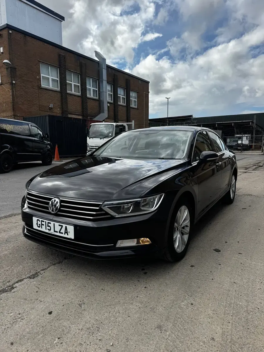 Used VW Passat SE 120 HP (88 kW) 2015 Black Sedan