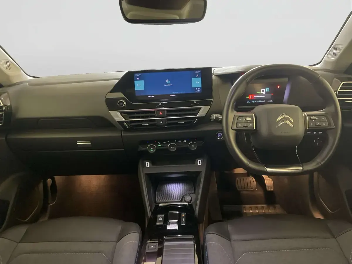 Used Citroën e-C4 Shine 100 kW (136 HP) 2022 Grey Hatchback