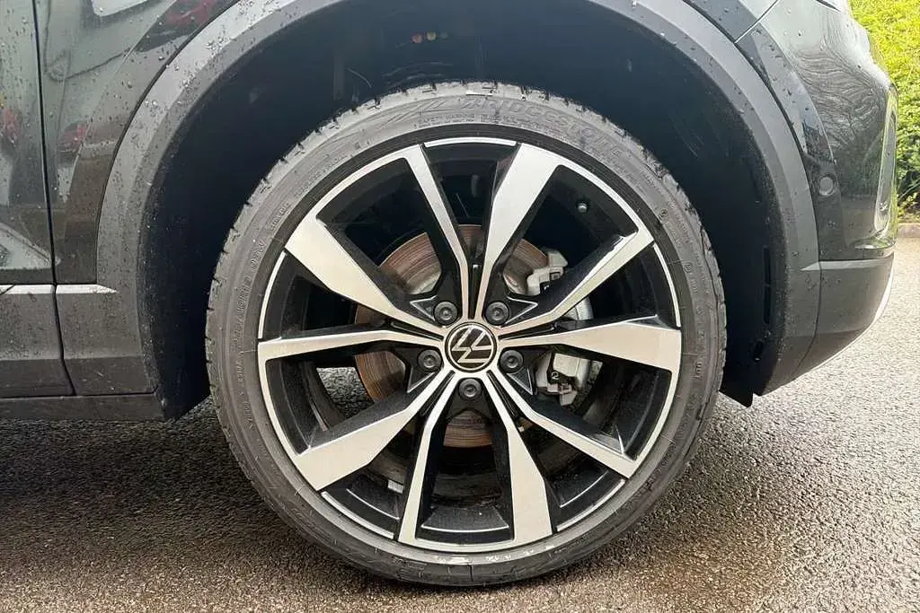 New VW T-Roc Design 115 HP (84 kW) 2026 Black SUV