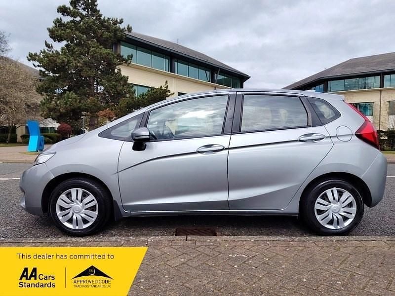 Used Honda Jazz S 102 HP (75 kW) 2016 Silver Hatchback