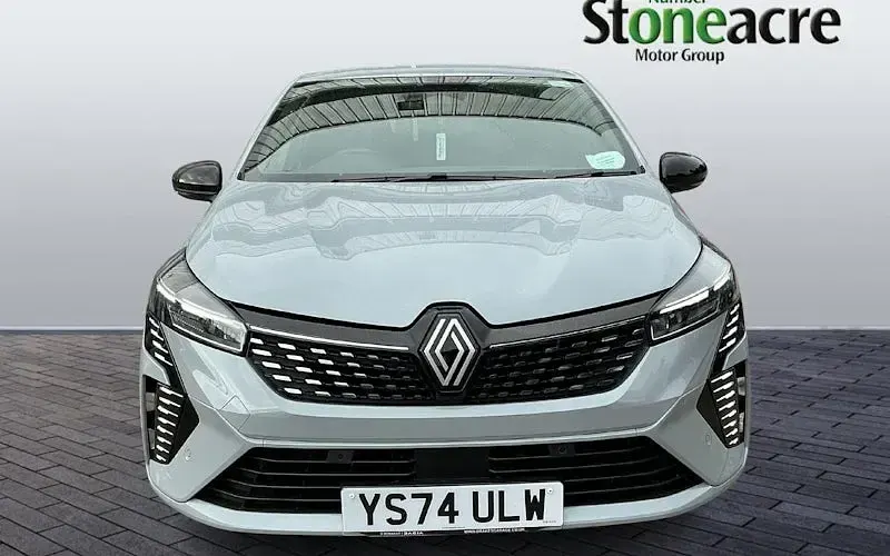 Used Renault Clio Techno 143 HP (105 kW) 2025 Hatchback