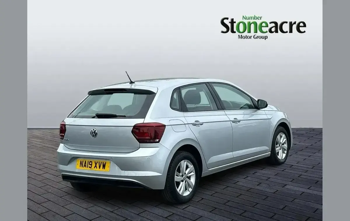 Used VW Polo SE 79 HP (58 kW) 2019 Silver Hatchback
