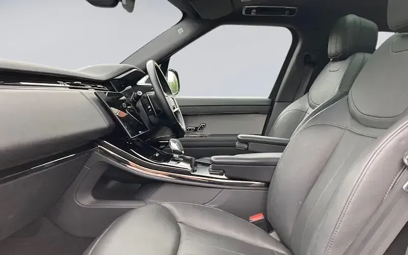Used Land Rover Range Rover Sport SE Dynamic 300 HP (220 kW) 2026 SUV