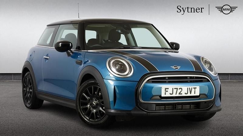 Used Mini Cooper Classic 134 HP (98 kW) 2022 Blue Hatchback
