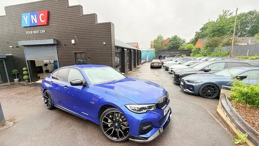 Used BMW 330e M Sport 288 HP (211 kW) 2022 Blue Sedan