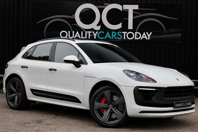 New 2025 Porsche Macan GTS SUV | £89,995 - Image 1/4