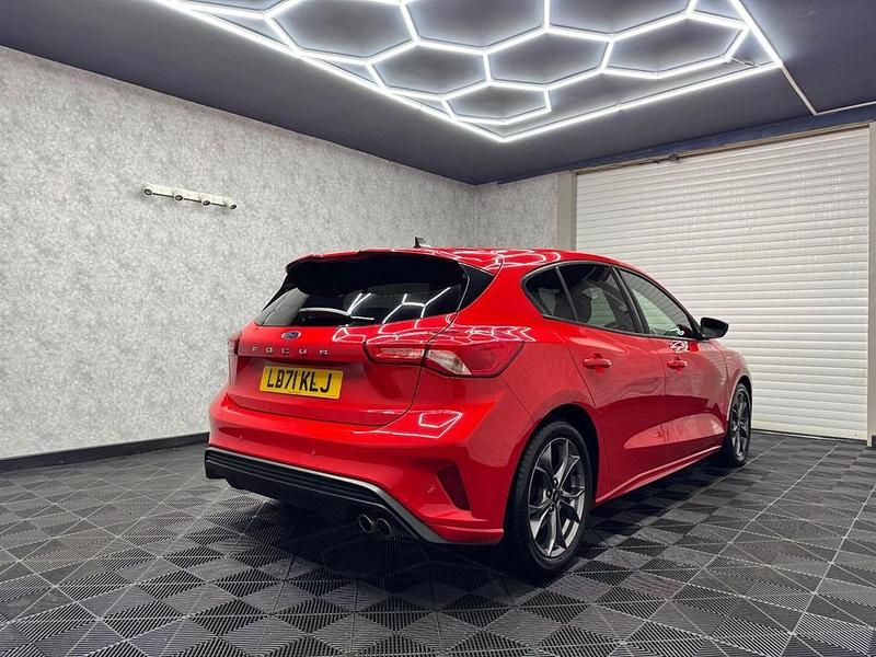 Used Ford Focus ST-Line 2021 Red Hatchback