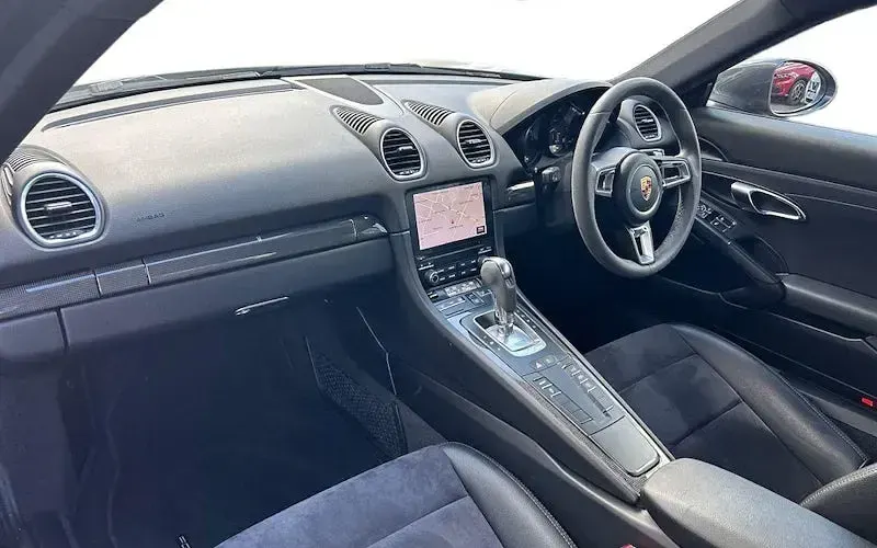 Used Porsche 718 Cayman 300 HP (220 kW) 2025 Coupe