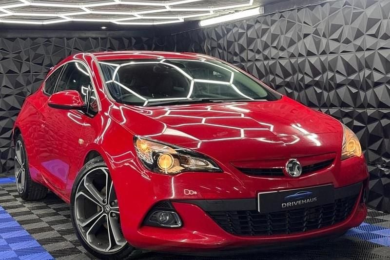 Used Vauxhall Astra GTC Edition 140 HP (102 kW) 2017 Coupe