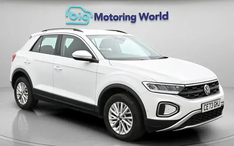 Usado VW T-Roc Life 150 CV (110 kW) 2025 SUV