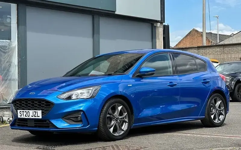 Used Ford Focus ST-Line 150 HP (110 kW) 2020 Blue Hatchback