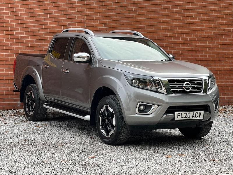 Grey Used 2020 Nissan Navara Tekna Pickup | £16,495 (A bit pricey) - Image 1/4