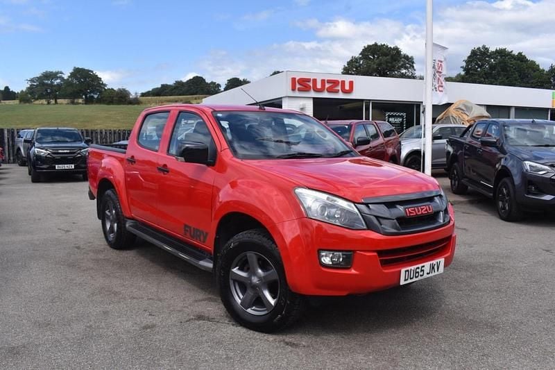 Red Used 2015 Isuzu D-Max Pickup | £10,982 (Fair price) - Image 1/3
