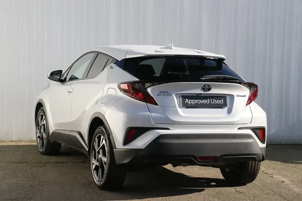 Usado Toyota C-HR Design 122 CV (89 kW) 2023 SUV