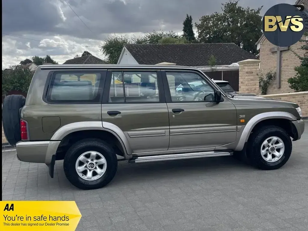 Used Nissan Patrol SE 1999 Green SUV