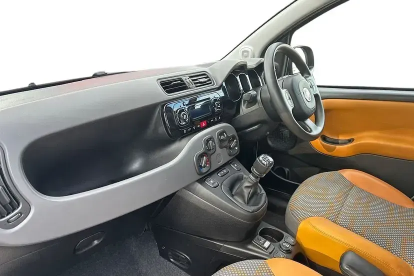 Used Fiat Panda 4x4 85 HP (62 kW) 2015 Ambient white Hatchback