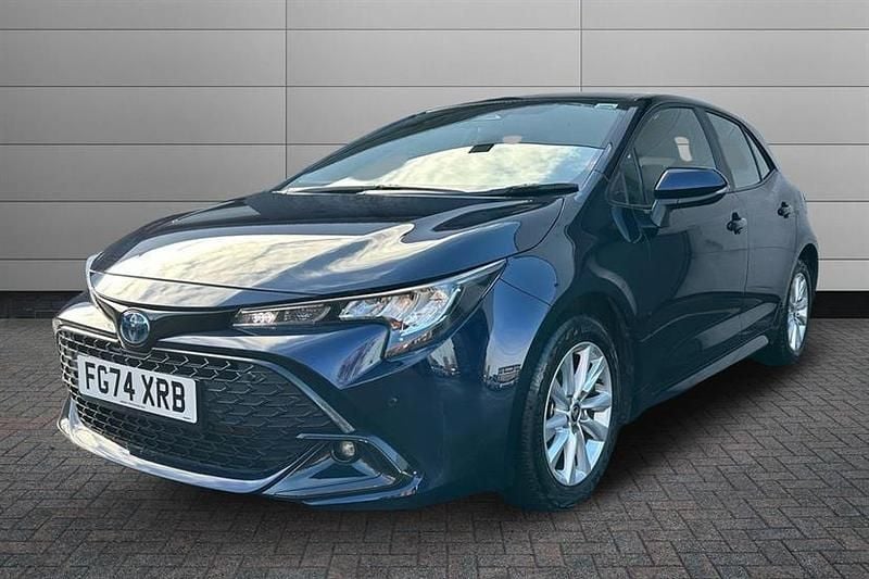 Used Toyota Corolla 140 HP (102 kW) 2024 Blue Hatchback