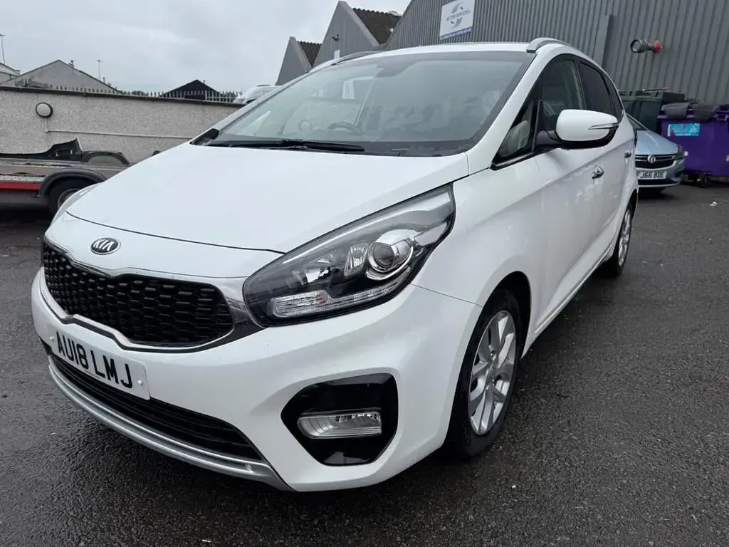 Used Kia Carens 139 HP (102 kW) 2018 White MPV