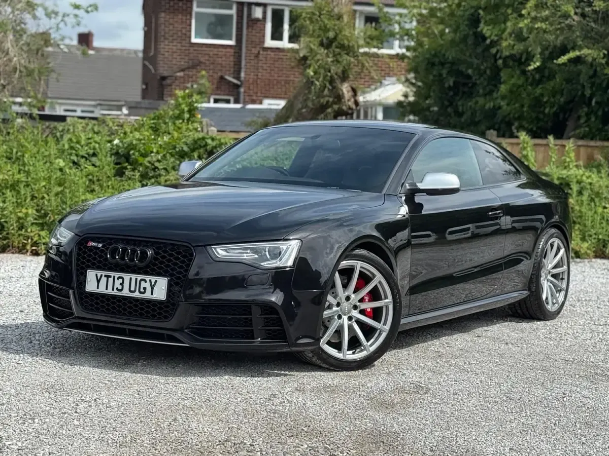 Used Audi RS5 Comfort 450 HP (330 kW) 2013 Black Coupe