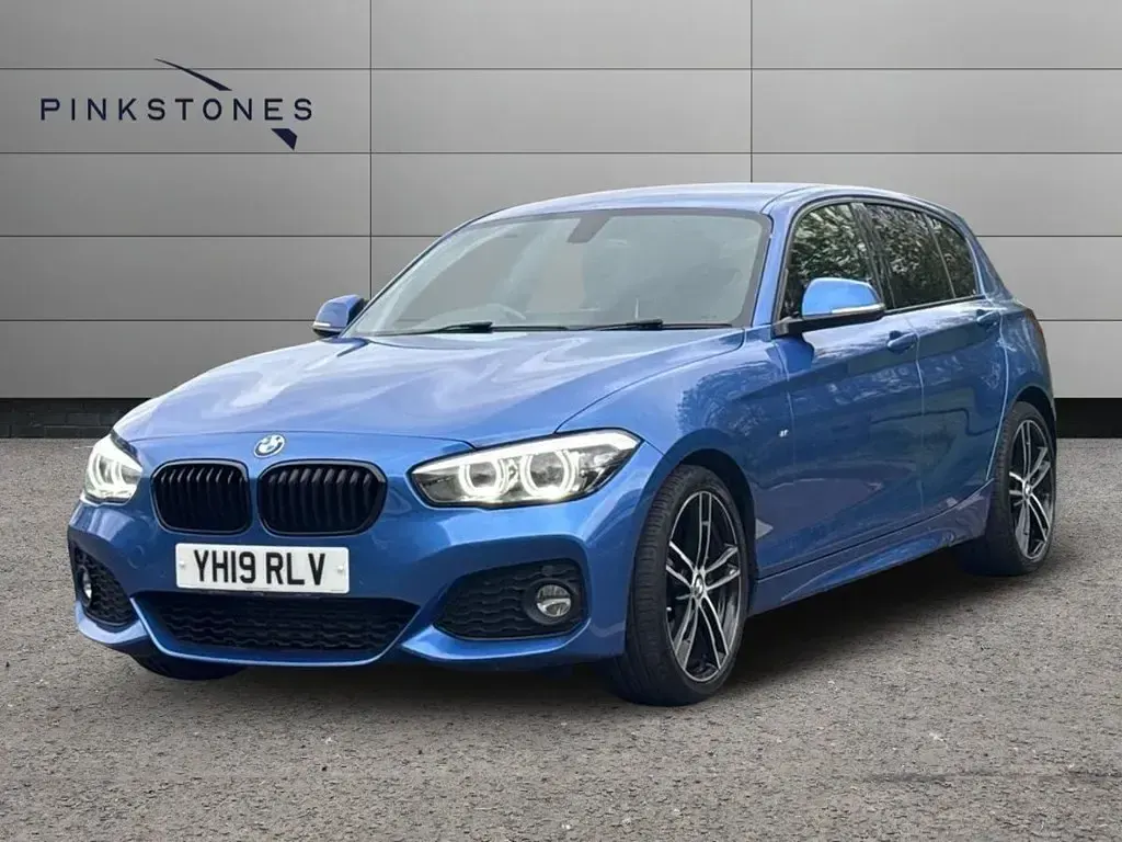 Begagnad BMW 120 M Sport 2019 Blå Halvkombi