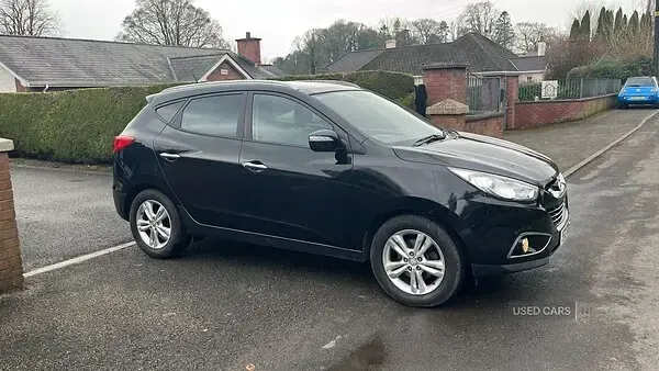 Used Hyundai ix35 Premium 115 HP (84 kW) 2012 Black SUV