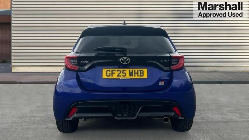 Used Toyota Yaris Hybrid Sport 130 HP (95 kW) 2025 Blue