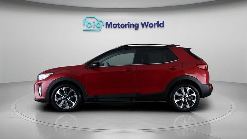 Used Kia Stonic 118 HP (86 kW) 2021 Red SUV