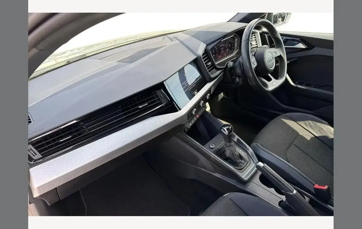 Used Audi A1 Black Edition 150 HP (110 kW) 2023 Silver SUV