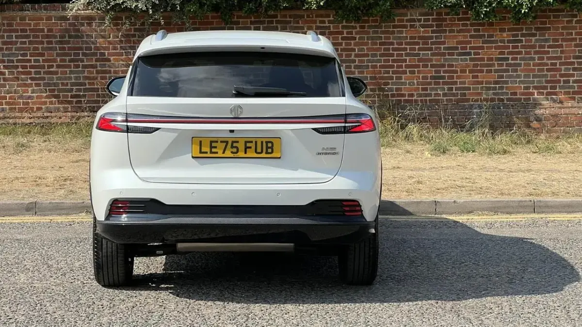 Used MG HS Trophy 221 HP (162 kW) 2025 White SUV