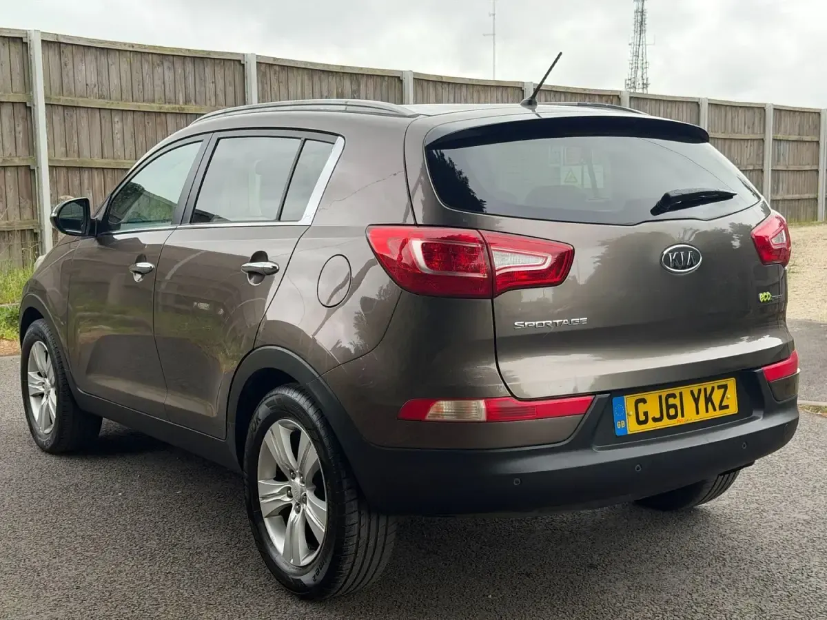 Begagnad Kia Sportage 2011 Brun SUV